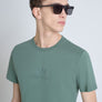 T-SHIRT REGULAR FIT DE ALGODÓN CON LOGOTIPO ESTAMPADO.