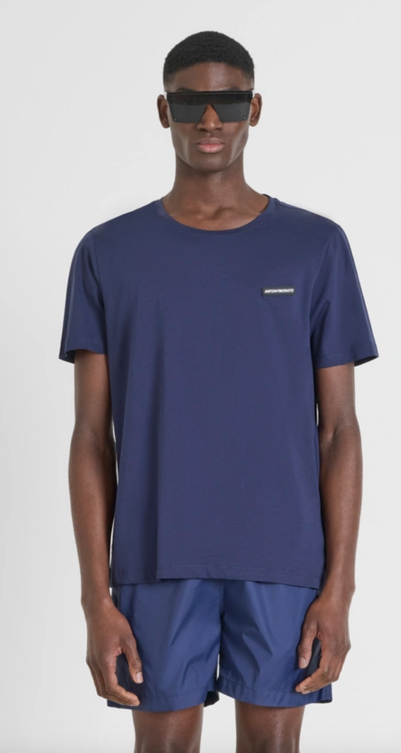 T-SHIRT  REGULAR FIT EN TEJIDO DE ALGODÓN CON PARCHE DE GOMA CON EL LOGOTIPO