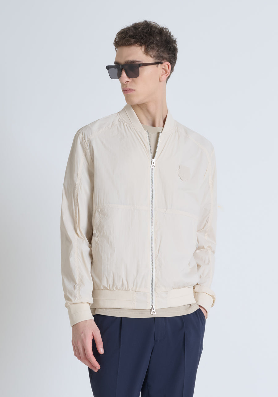 CHAQUETA REGULAR FIT DE NAILON SHIOZE CON PARCHE DE TIGRE
