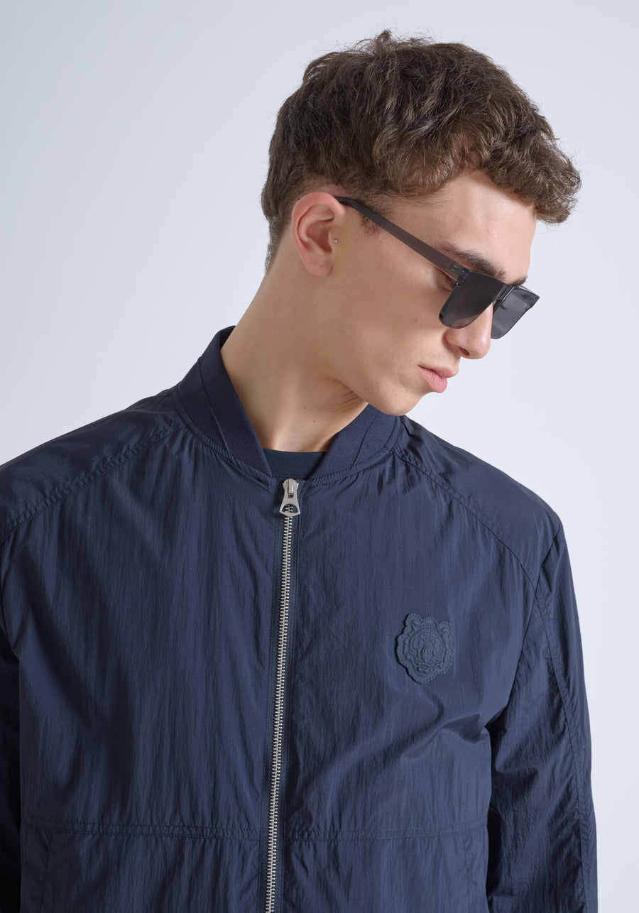 CHAQUETA REGULAR FIT DE NAILON SHIOZE CON PARCHE DE TIGRE