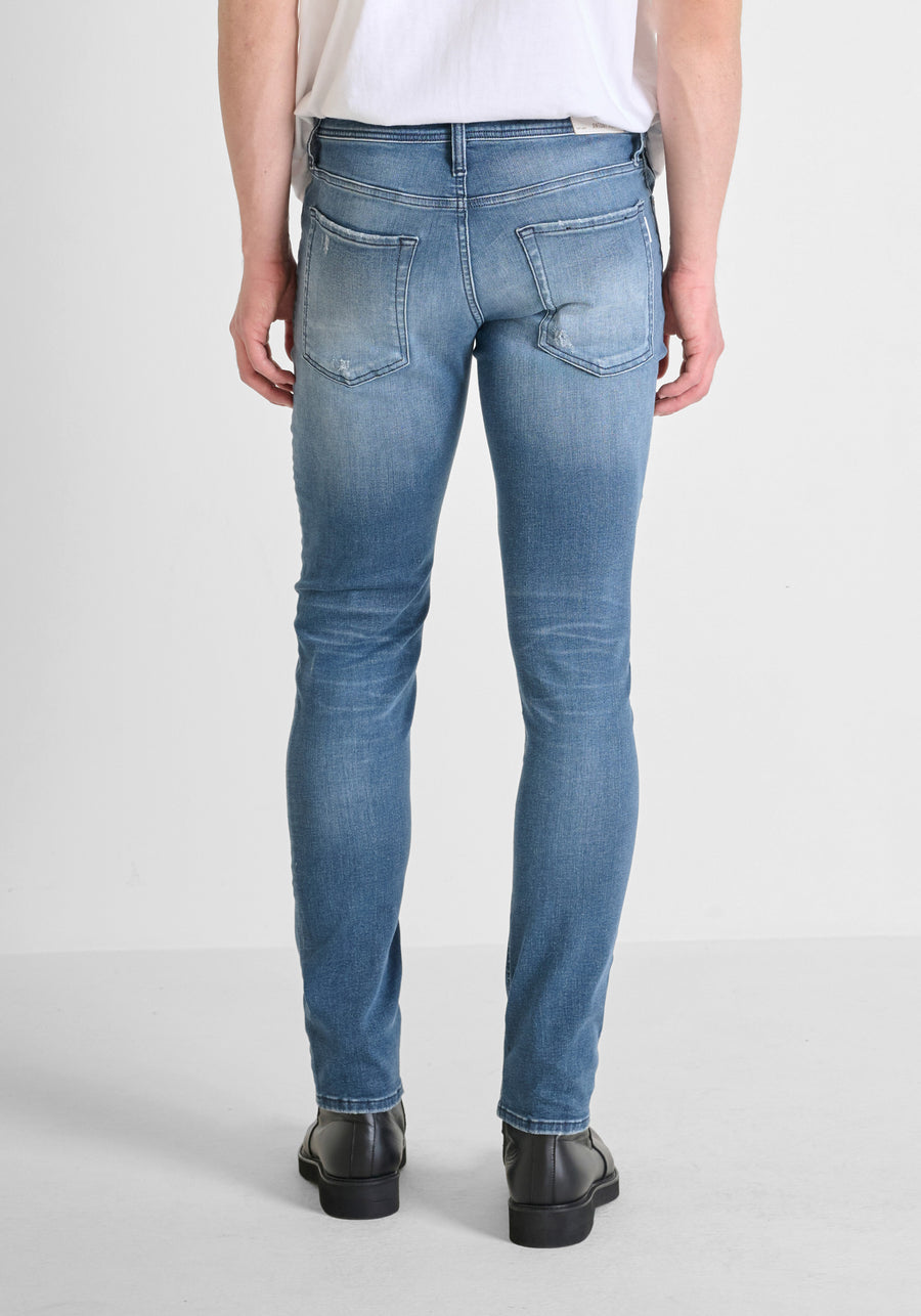 JEANS «OZZY» TAPERED FIT ELÁSTICOS