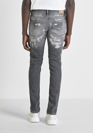 JEANS SUPERDESTROYED FIT «OZZY» EN TEJIDO VAQUERO ELÁSTICO NEGRO