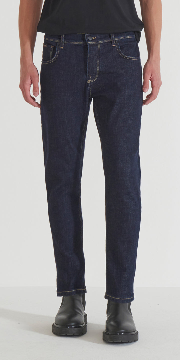 JEANS KURT COMFORT TAPERED FIT IN AUTHENTIC BLUE DENIM
