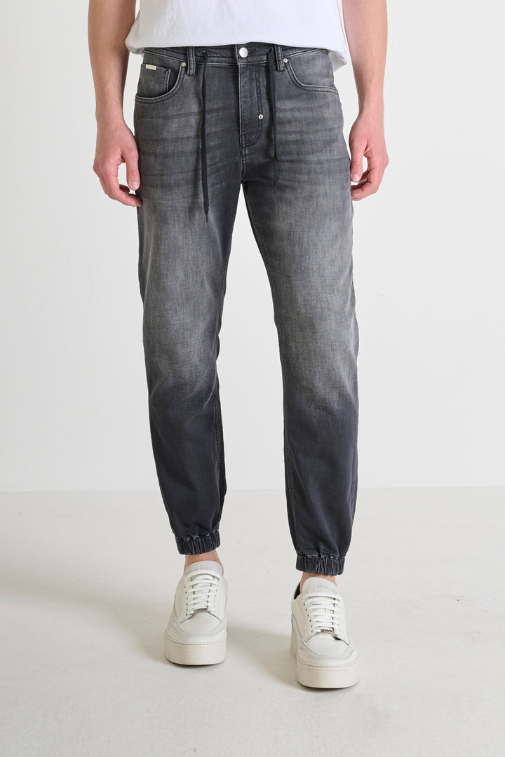 JEANS SKINNY CROPPED FIT «JAKE» CON EFECTO LAVADO CON CORDÓN