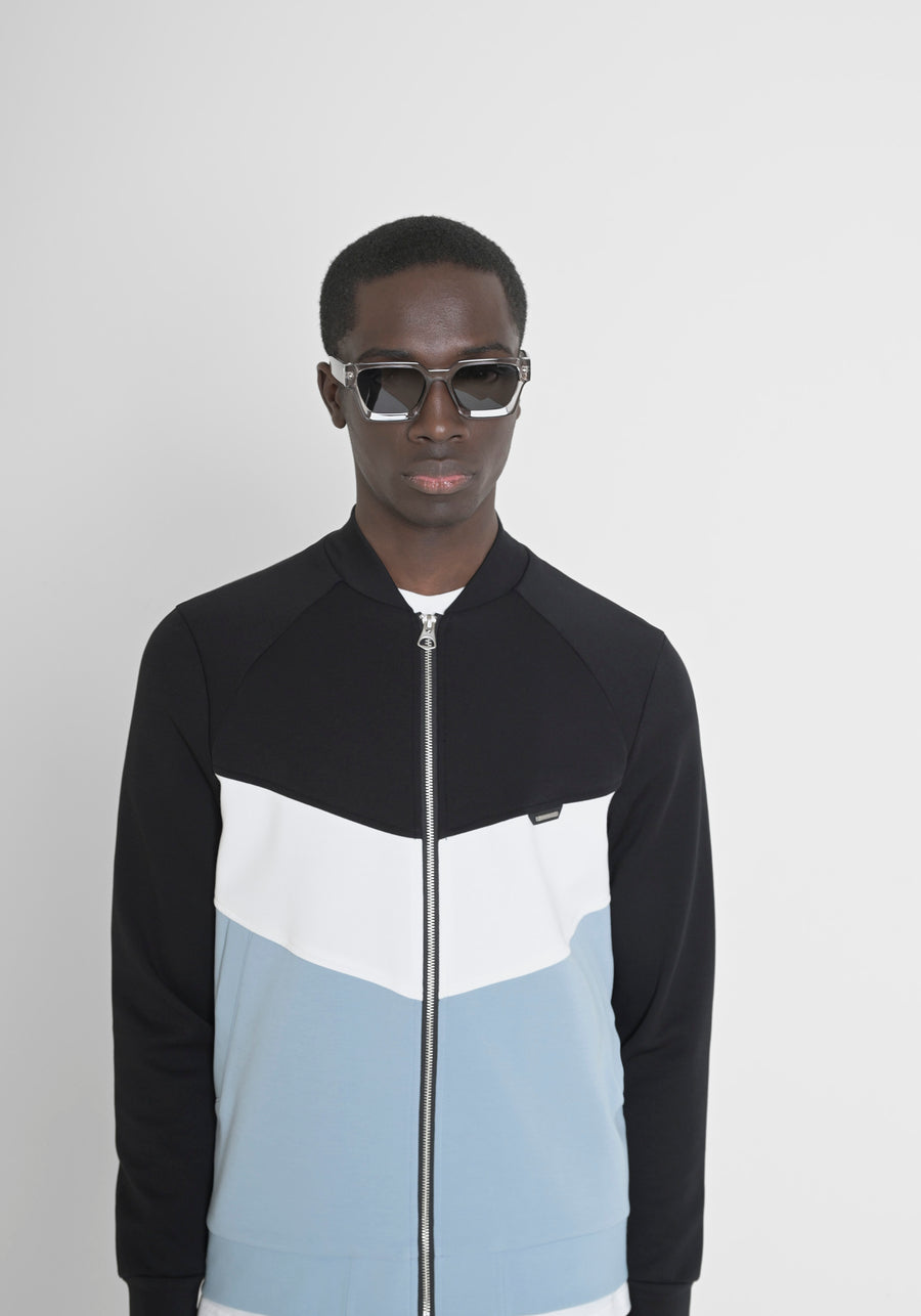 SUDADERA SLIM FIT DE MEZCLA DE ALGODÓN CON CREMALLERA Y CAPUCHA