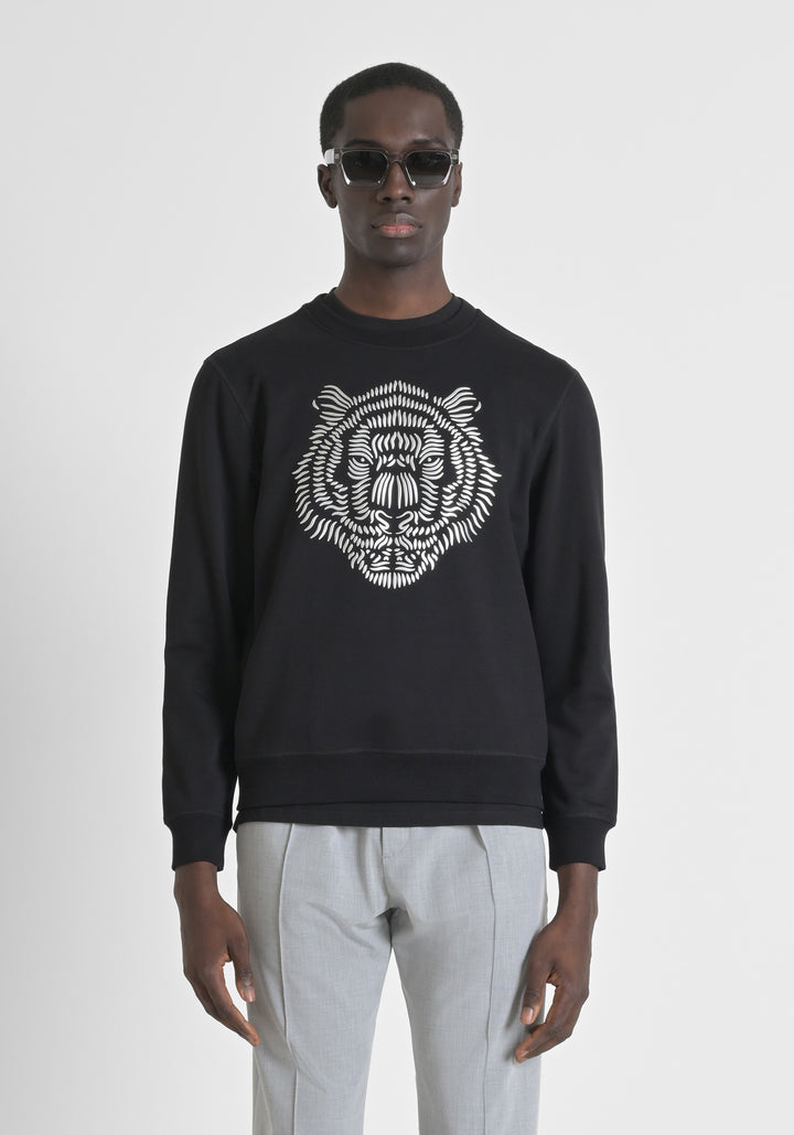 SUDADERA REGULAR FIT DE MEZCLA DE ALGODÓN CON ESTAMPADO DE TIGRE