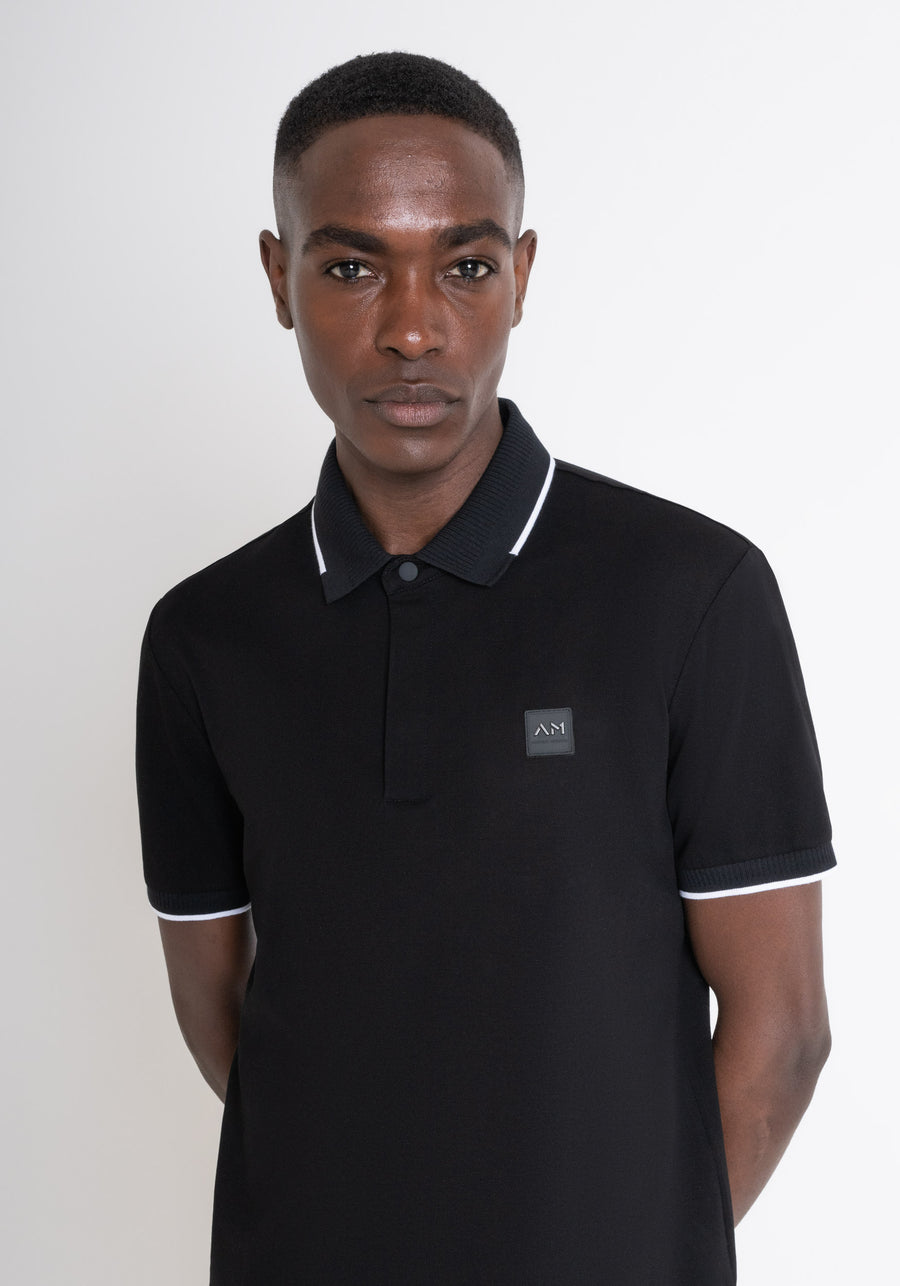POLO REGULAR FIT DE ALGODÓN Y CON LOGOTIPO RESALTADO