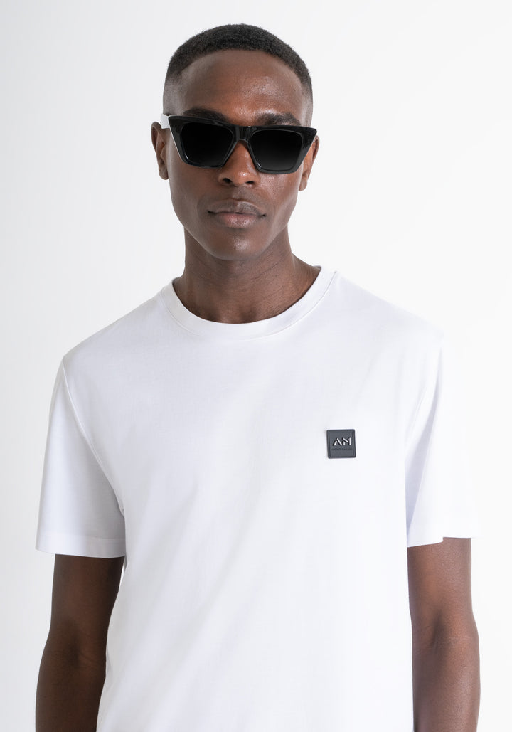 T-SHIRT REGULAR FIT DE TEJIDO BLANCO DE ALGODÓN CON LOGO METÁLICO