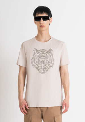 T-SHIRT REGULAR FIT BLANCA DE TEJIDO DE JERSEY DE ALGODÓN CON ESTAMPADO DE TIGRE DE GOMA