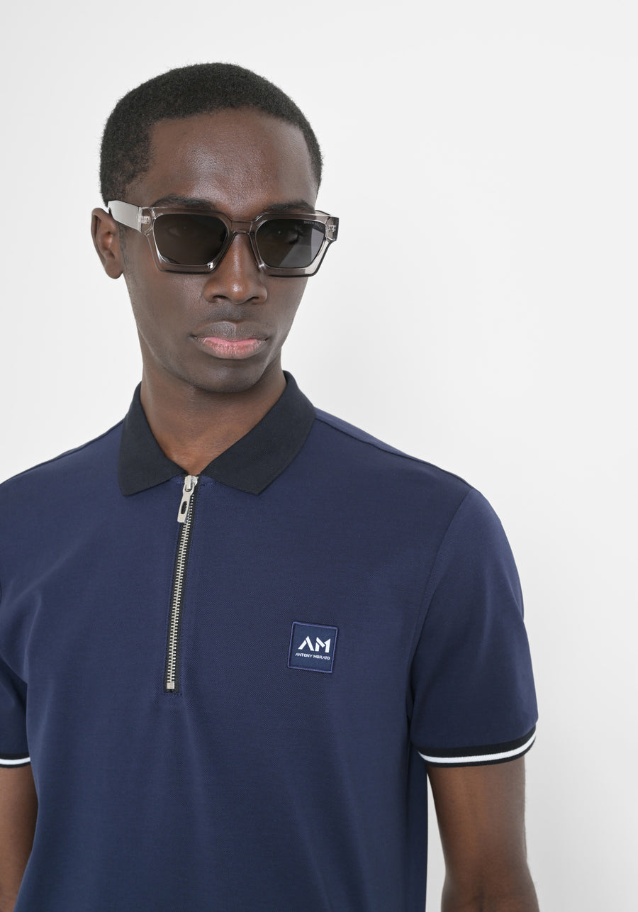 POLO REGULAR FIT DE ALGODÓN 100 % CON CREMALLERA Y PARCHE CON LOGOTIPO EN EL PECHO