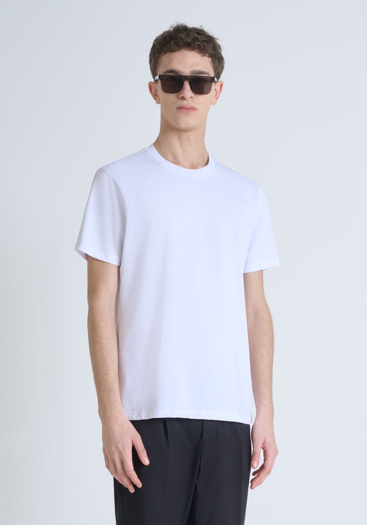 T-SHIRT  RELAXED DE PUNTO DE ALGODÓN CON LOGOTIPO EN RELIEVE TONO SOBRE TONO