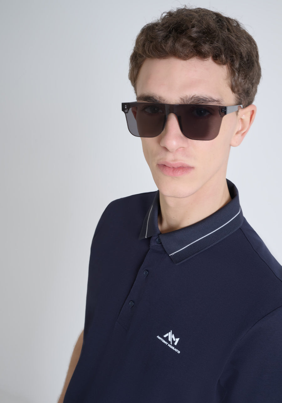 POLO REGULAR FIT DE PUNTO DE ALGODÓN CON PARCHE CON EL LOGOTIPO EN CONTRASTE