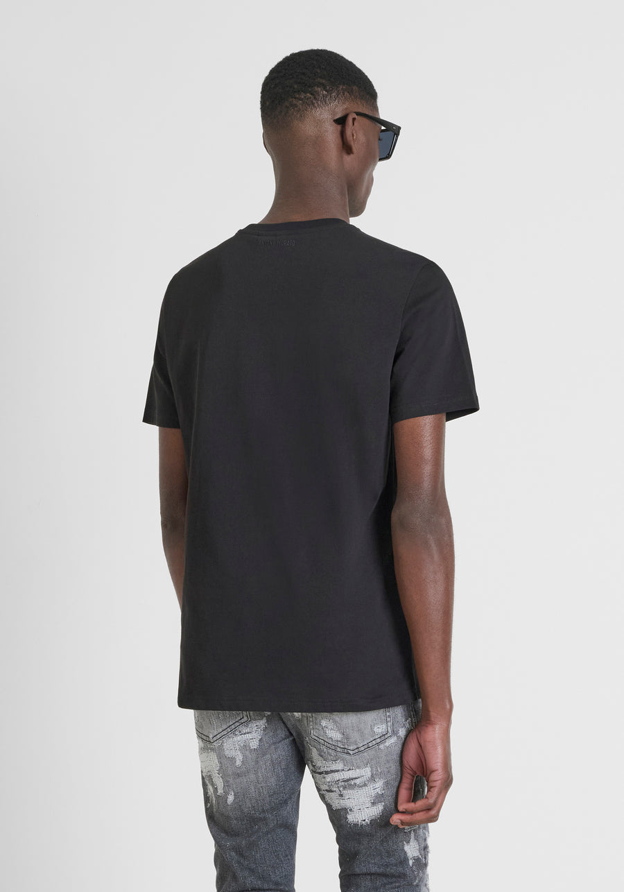 T SHIRT SIN MANGAS SLIM FIT DE TEJIDO ELÁSTICO