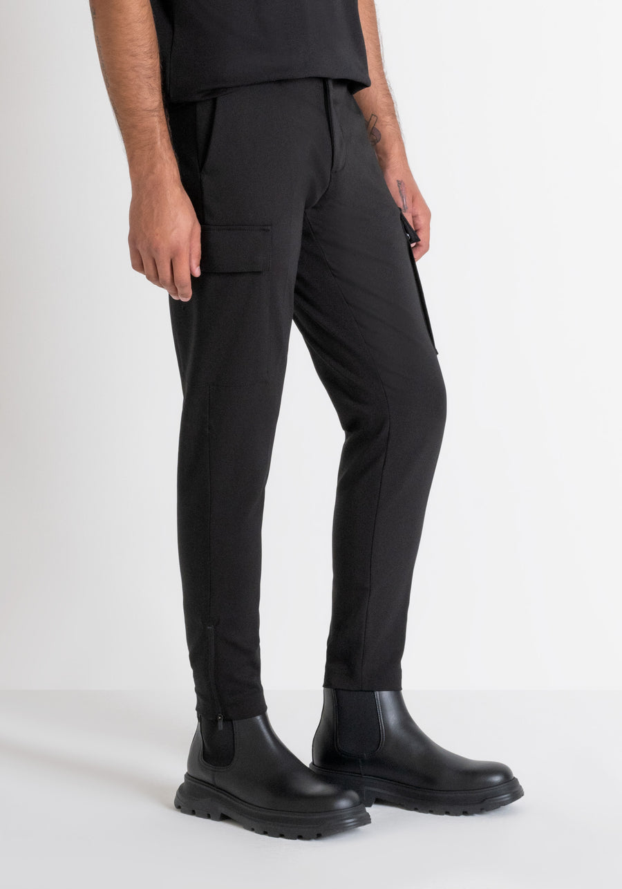PANTALÓN VERDE MILITAR SKINNY FIT DE ALGODÓN ELÁSTICO